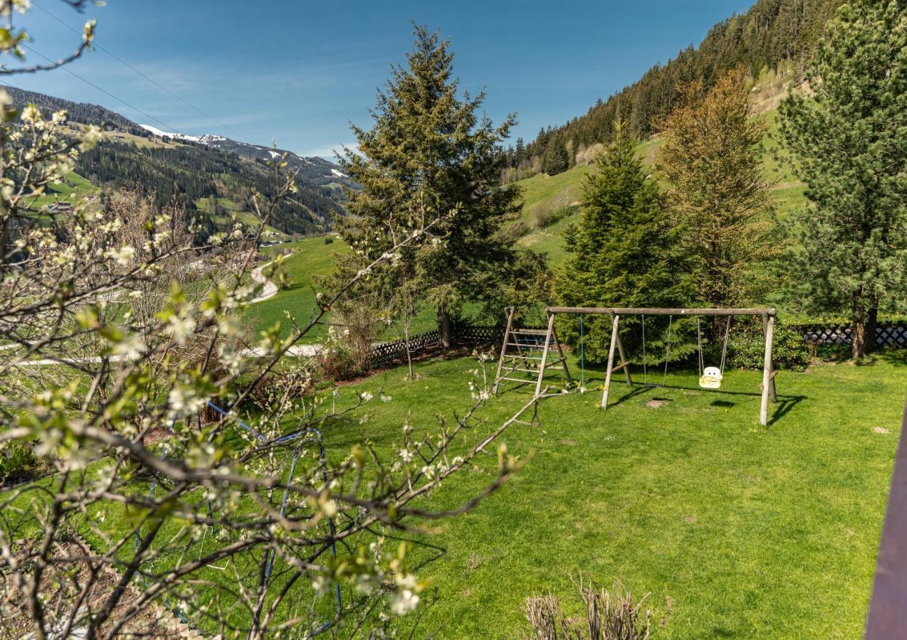 Gaestehaus Huber Fruehstueckspension Schladming Exterior foto