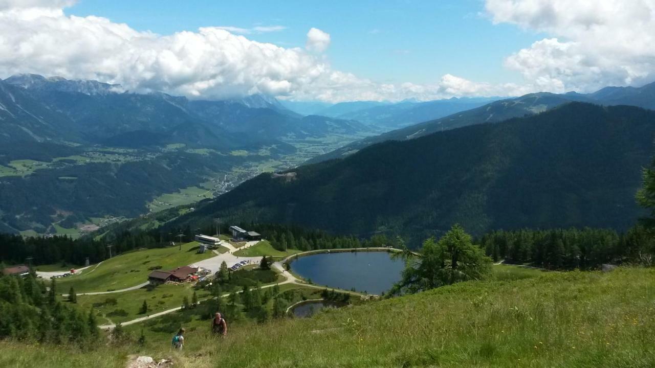 Gaestehaus Huber Fruehstueckspension Schladming Exterior foto